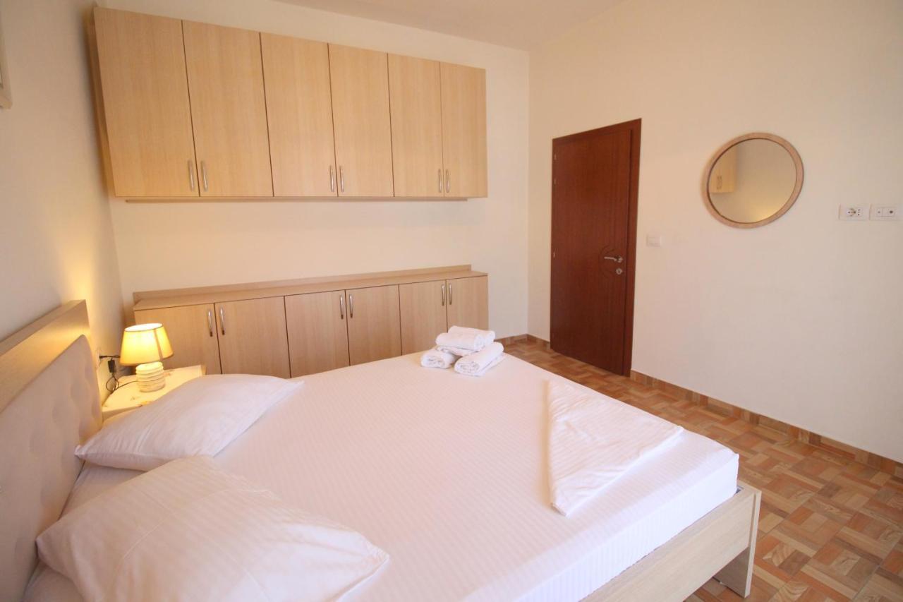 Doka Center Apartments Sarandë Eksteriør bilde